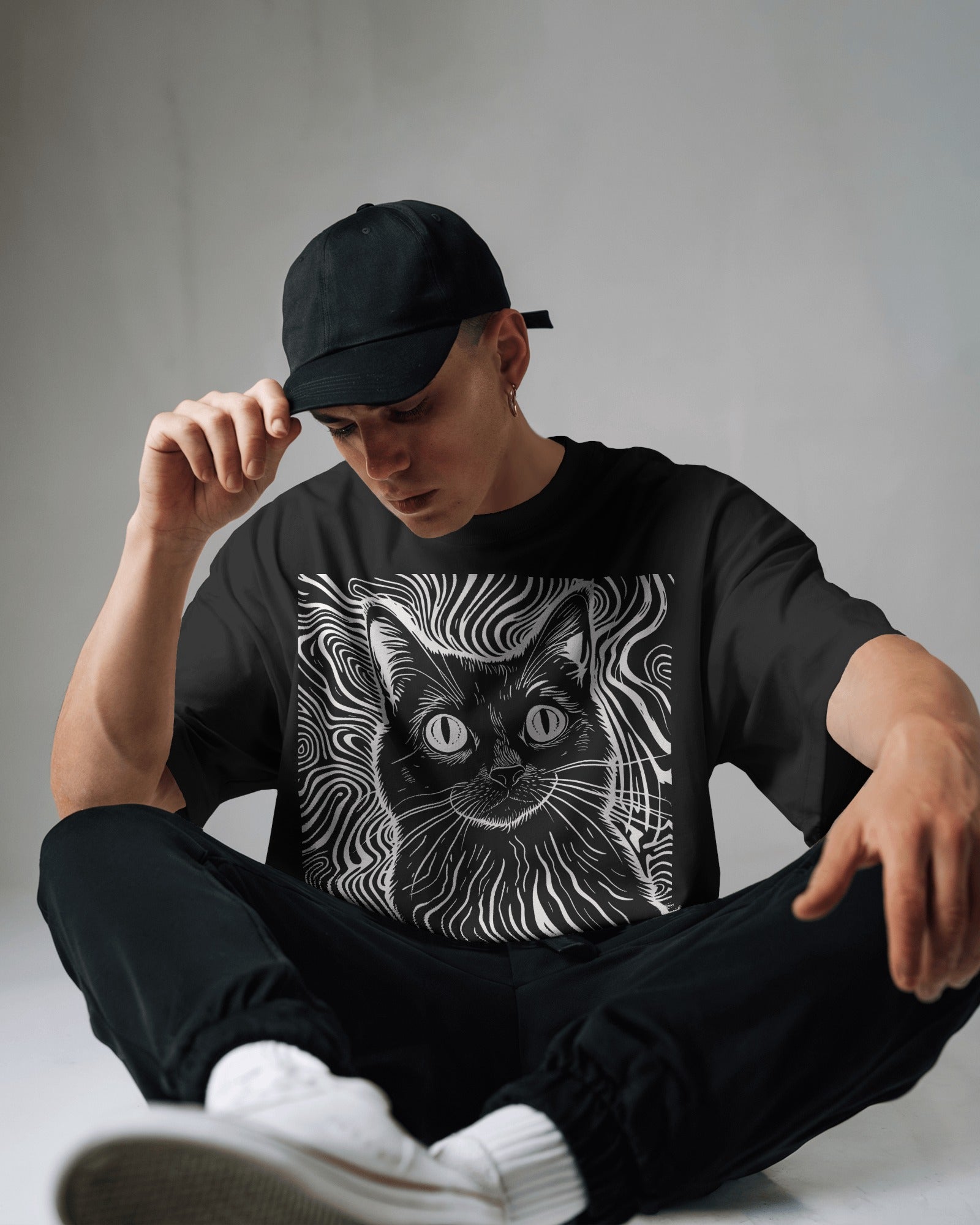 Trippy Cat  Psychedelic Art Oversize T-Shirt