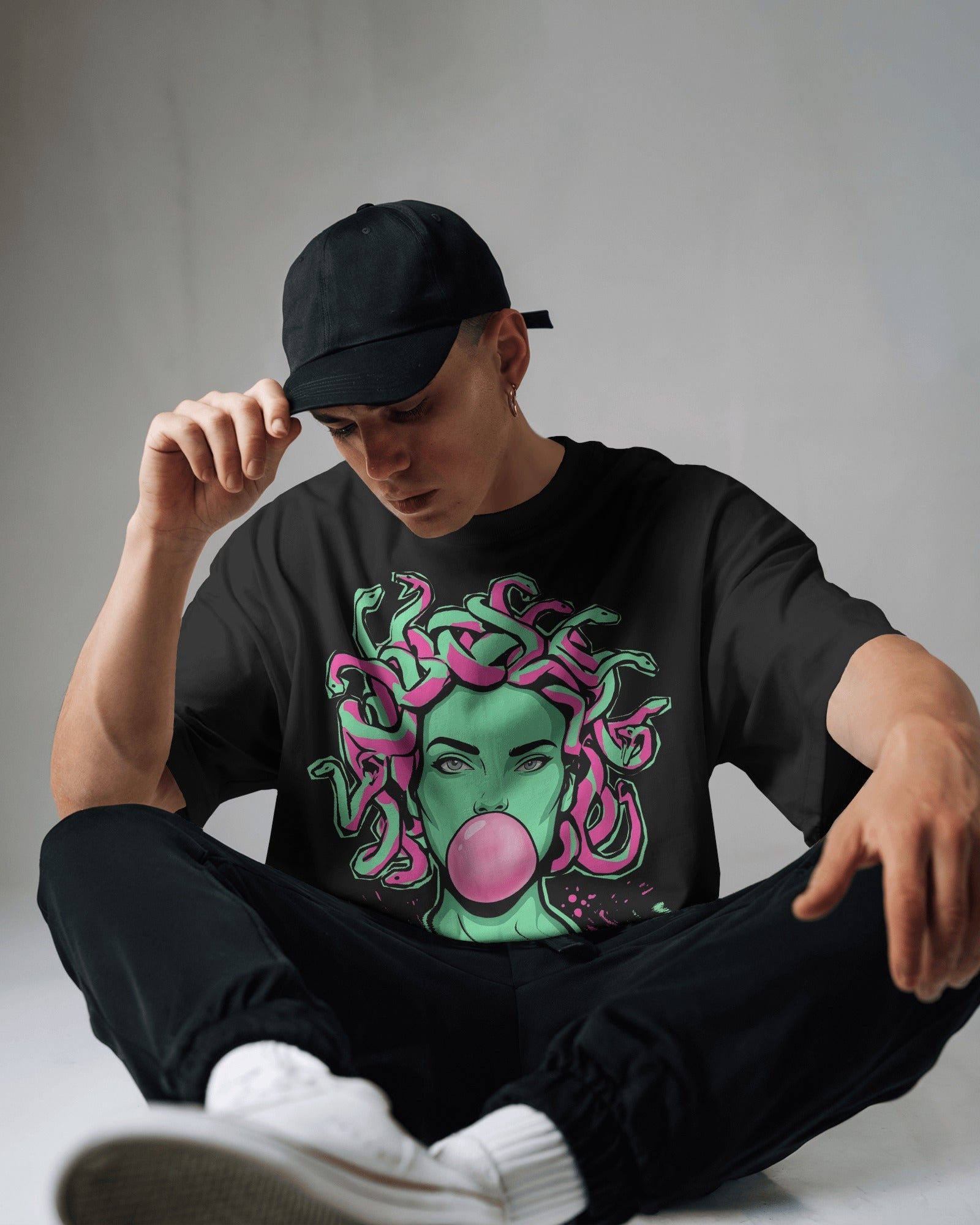 Medusa Bubblegum Graphic Oversize T-Shirt